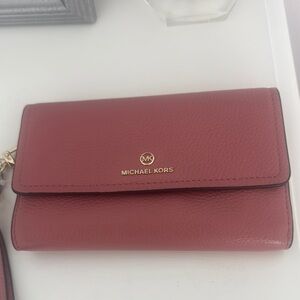 Michael Kors Mauve Leather Wallet with Gold Hardware